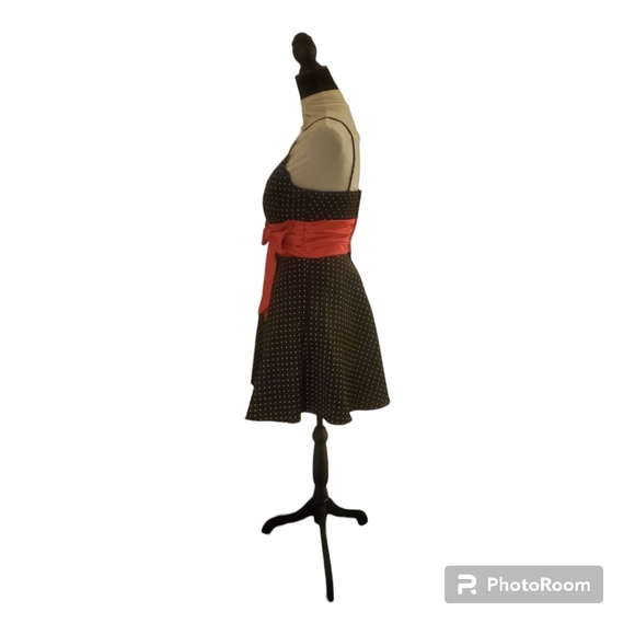 Roberta Retro Prom Dress - Picture 2 of 6